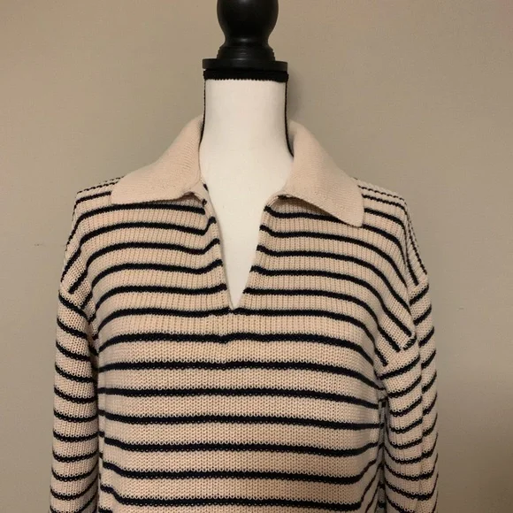 J. Crew Cream and Black Striped V-Neck Sweater size large euc - Picture 2 of 6